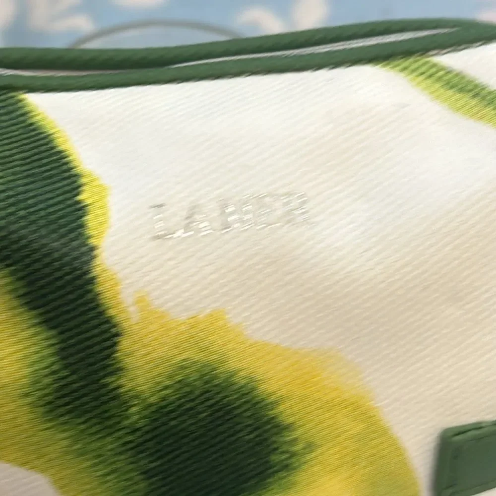 *La Mer* Abstract Print Cosmetic Case EUC